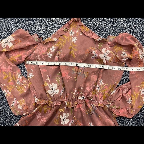 Tularosa Donna off shoulder dress - Picture 2 of 9